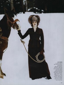 Elgort_US_Vogue_October_1999_12.thumb.jpg.6f431998530fdd0ba7bb5d2760e2a33a.jpg