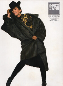 EnricoCoveriAdHarpersQueenUK1986.thumb.jpg.90a990da05fa50815420396368564d5d.jpg