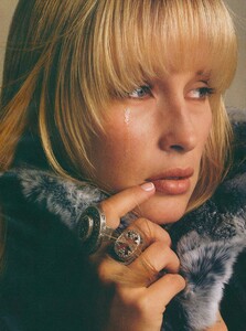Fall_Maser_US_Vogue_July_1987_10.thumb.jpg.915ab9346ddcf2009bd2ba4ec9462fc5.jpg
