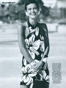 Graphic_Demarchelier_US_Vogue_March_1991_05.thumb.jpg.6cc8af81eeda6af253bd2daeaab7ba9c.jpg