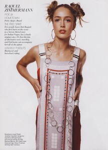 Hit_Meisel_US_Vogue_May_2007_16.thumb.jpg.6a281e18d0247547a0d2526335329405.jpg