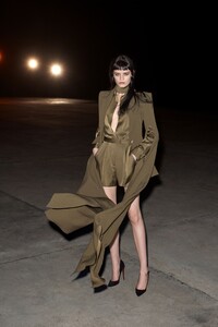J062PAIGEKHAKI-T122KRISTENKHAKI-P033AVERYKHAKI.jpg