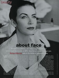 Jansson_US_Vogue_October_1992_01.thumb.jpg.78454659f049d78ece9ac1e9fff1b224.jpg