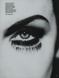 Jansson_US_Vogue_October_1992_02.thumb.jpg.621a437169504dd23dc4c084ab8683b6.jpg