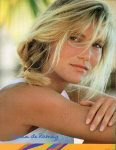JennaDeRosnayAdFr0592.thumb.jpg.b676bee45de80458abab358580c7fd30.jpg
