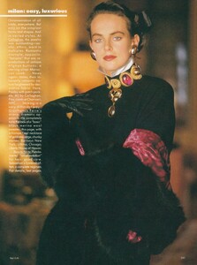 Kirk_US_Vogue_July_1987_04.thumb.jpg.54364484523df37457dace13225d6729.jpg
