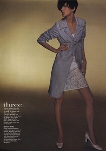 Knight_US_Vogue_February_1996_04.thumb.jpg.2e1e2c01adb7d4ce4d0b4990067eeeb5.jpg
