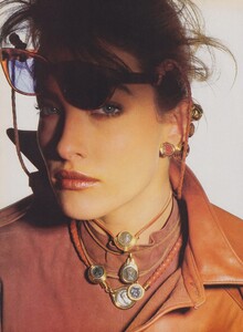 Leather_Penn_US_Vogue_June_1986_07.thumb.jpg.0502ee4695fad53bacc02d832820eb52.jpg