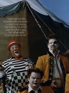 Leibovitz_US_Vogue_May_2003_13.thumb.jpg.57d4a826db9b47ee2ac6f7e53bb8c394.jpg