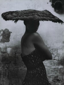 Leibovitz_US_Vogue_October_1999_13.thumb.jpg.cc8b83c42410d24a6114b3e123f45b3b.jpg