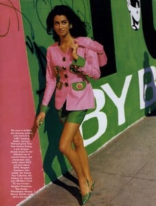 Living_Demarchelier_US_Vogue_February_1991_03.thumb.jpg.c1f8c0433fbe0bf45eb6ac5f65b84ab0.jpg