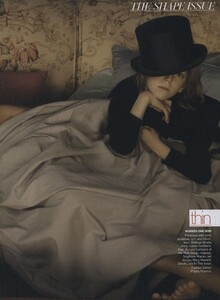 Long_Leibovitz_US_Vogue_April_2007_02.thumb.jpg.8b1680c184f7b2728bc273d9c0f34d6f.jpg