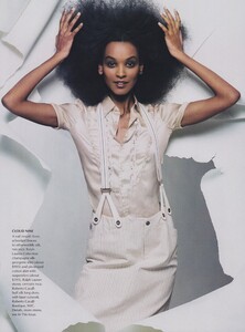 McDean_US_Vogue_February_2003_05.thumb.jpg.576b349ce466cf2d6c28d3303fddfeea.jpg