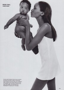 Meisel_US_Vogue_April_1994_06.thumb.jpg.4d9bead0b9356515cd8e6f08c0ad5156.jpg