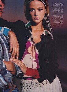 Meisel_US_Vogue_April_2000_13.thumb.jpg.a347b74b284940813ada53c666cdafc7.jpg