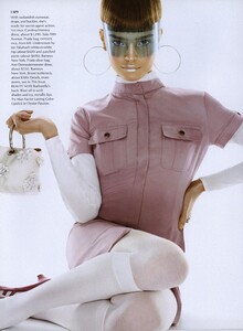Meisel_US_Vogue_May_2003_11.thumb.jpg.bff26f4ad3705354fcf7c401a453ffa6.jpg