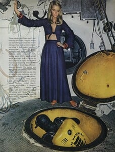 Newton_US_Vogue_January_1973_20.thumb.jpg.9c1d5add292f9e3aa196bce1a48c4a7e.jpg