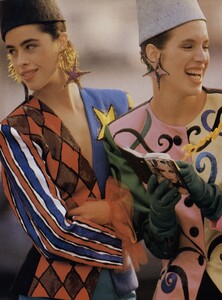 Paris_Kirk_US_Vogue_January_1988_07.thumb.jpg.4c2d9c4c640defc170816f7c65401c2b.jpg
