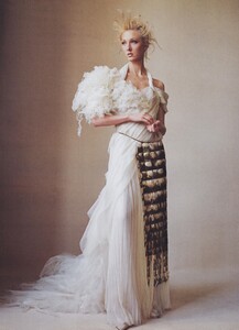 Penn_US_Vogue_April_2000_13.thumb.jpg.b07477aa38a31dc4ebfc280be42013b9.jpg