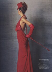 Penn_US_Vogue_October_2003_10.thumb.jpg.36037e1dfbdd66c04aa79088c97eff5b.jpg