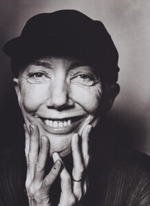 Penn_US_Vogue_October_2005_06.thumb.jpg.2901a837bd6e75f8c086a34d32988659.jpg