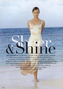 Ritts_US_Vogue_April_1994_01.thumb.jpg.1de0c74988006e9ef74f2e77ee183168.jpg