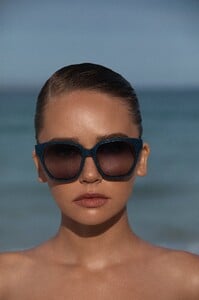 S2092821-ST-DIAMOND-SUNGLASSES-BLUE-SCANLANTHEODORE-1A.jpg
