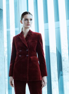 ST_Winter19_Campaign_Image4.jpg