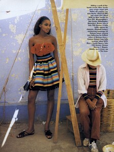 Scianna_US_Vogue_March_1992_08.thumb.jpg.d5fc1670dd022c8f617bb96352fae6fd.jpg