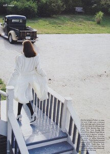 Soft_Hanson_US_Vogue_November_1994_07.thumb.jpg.611ad5fa67de6e754359644f1aabc4e9.jpg