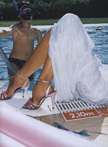 Testino_US_Vogue_December_1999_09.thumb.jpg.24583691294477f6459a8762d9e52104.jpg