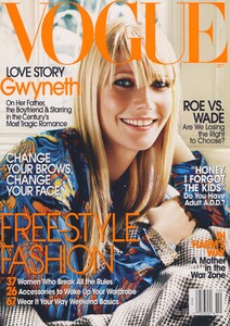 Testino_US_Vogue_October_2003_Cover.thumb.jpg.648538584dde2c727484942ab7ccb3a2.jpg