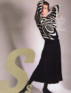 TodayMagazineDaytonHudson0886no2Knitwear07.thumb.jpg.d5921035c9efc96b8ec2ea0d2d592aee.jpg