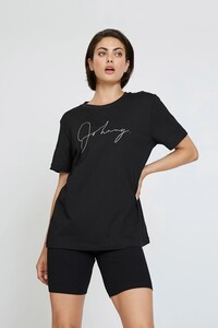 UNISEX_AUTOGRAPH_TEE1_1800x1800.jpg