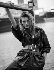 Vestalmag-HANNA4.thumb.jpg.9aa87346db687d89e6079f6379608238.jpg