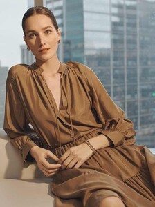 Vince-Shirred-Silk-Habotai-Skirt.jpg