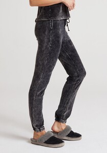 W3273-A50-462_VINTAGE-BLACK_02.jpg