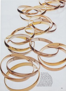 Watson_US_Vogue_November_1994_04.thumb.jpg.410749a565c884b843b2fd659e7f84f1.jpg