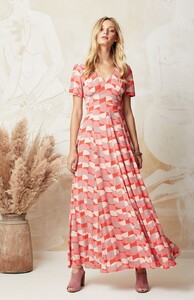 a15cd28276044ada45cb835bb3e92166.jpg