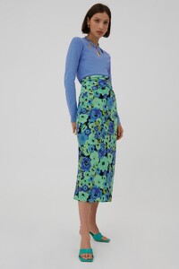 apart_knit_top_534-periwinkle_413_contempo_skirt_413-_nh_1003-edit-edit.jpg