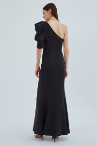 architectural_gown_001-black_g_5030-edit.jpg