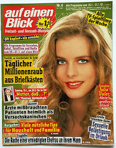 auf-einen-Blick-1992-04-Julia-Valet.jpg