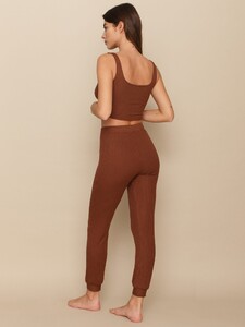 carmel-two-piece-chestnut-2.jpg