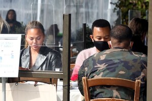 chrissy-teigen-at-il-pastaio-in-beverly-hills-02-01-2021-1.jpg