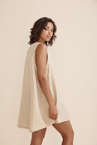 classic-linen-shift-dress-8c900d_9e061326403b4316b7b01adeae722980_mv2.jpg