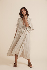 clover-maxi-crinkle-linen-8c900d_95bcf857cd50459f9991b797a46c248f_mv2.jpg