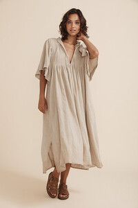 clover-maxi-crinkle-linen-8c900d_c45e0f365ccc4121ab2fd32c5e0620eb_mv2.jpg