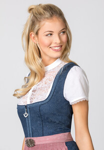 dirndl-roseline-63946.jpg