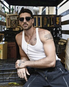 dolce_a_gabbana_ss_2020_3.jpg