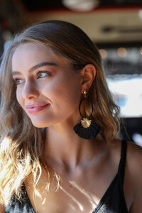 drop-tassel-fan-earrings-black-leto-collection-257_2048x.jpg